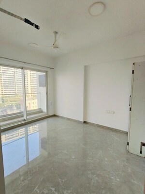 Room in 2 BHK Apartment at Andheri CHS, Andheri West – for Rent