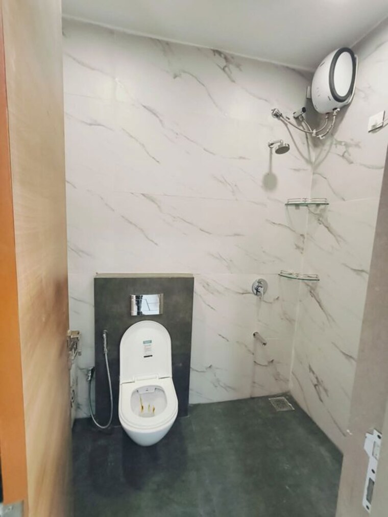 Bathroom, andheri-chs 2 Bedroom 850 Sq.Ft. Apartment In Andheri West Mumbai 10787607