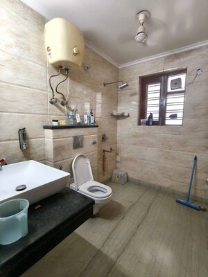 Attached Bathroom in 3 BHK Builder Floor at Sector 46 – for Rent