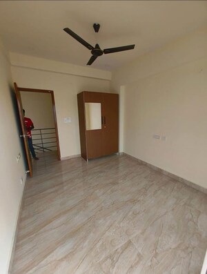 Room in 4 BHK Apartment at GR Icon, Koramangala – for Rent