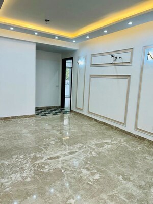 Hall in 3 BHK Builder Floor at Sector 57 – for Rent
