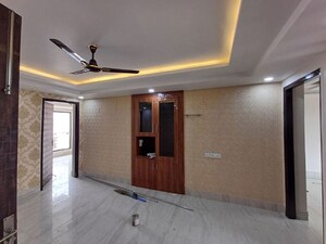 Living Room in 3 BHK Builder Floor at Sector 57 – for Rent