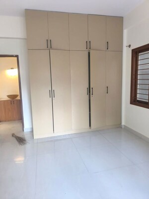 Room in 3 BHK Apartment at Frazer Town – for Rent