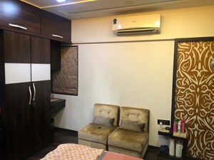 Bedroom in 3 BHK Apartment at Link Garden, Andheri West – for Rent