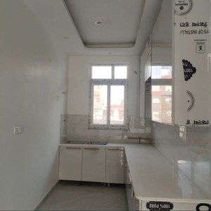 Kitchen in 3 BHK Builder Floor at Sector 37 – for Rent