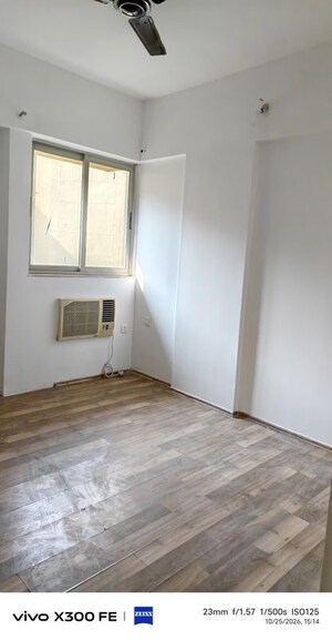 Room in 2 BHK Apartment at Casa Rio Pacifica, Dombivli East – for Rent
