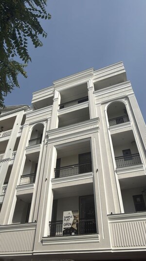 3 BHK Builder Floor For Sale in BPTP District 3, Sector 85