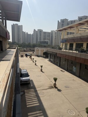  Shop – Exterior View View at 83 Avenue Oodles Sky Walk, Sector 83 - for Rent