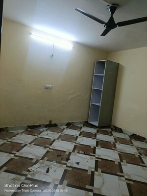 Room in 1 BHK Builder Floor at Ashoka Enclave Faridabad, Sector 34 – for Rent