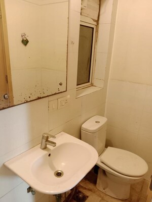 Bathroom in 4 BHK Apartment at SS Linden, Sector 84 – for Rent