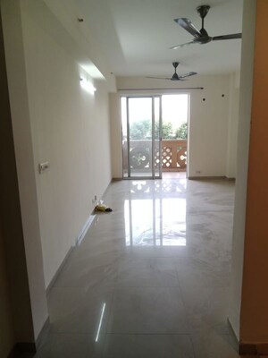 Room in 4 BHK Apartment at SS Linden, Sector 84 – for Rent