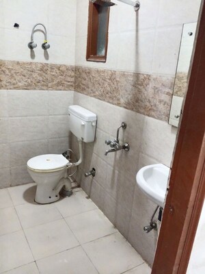 Bathroom in 1 BHK Builder Floor at Neb Sarai – for Rent
