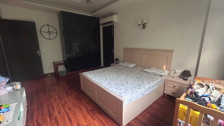Bedroom, sushant lok i 3 Bedroom 215 Sq.Yd. Builder Floor In Sushant Lok I Gurgaon 10787772
