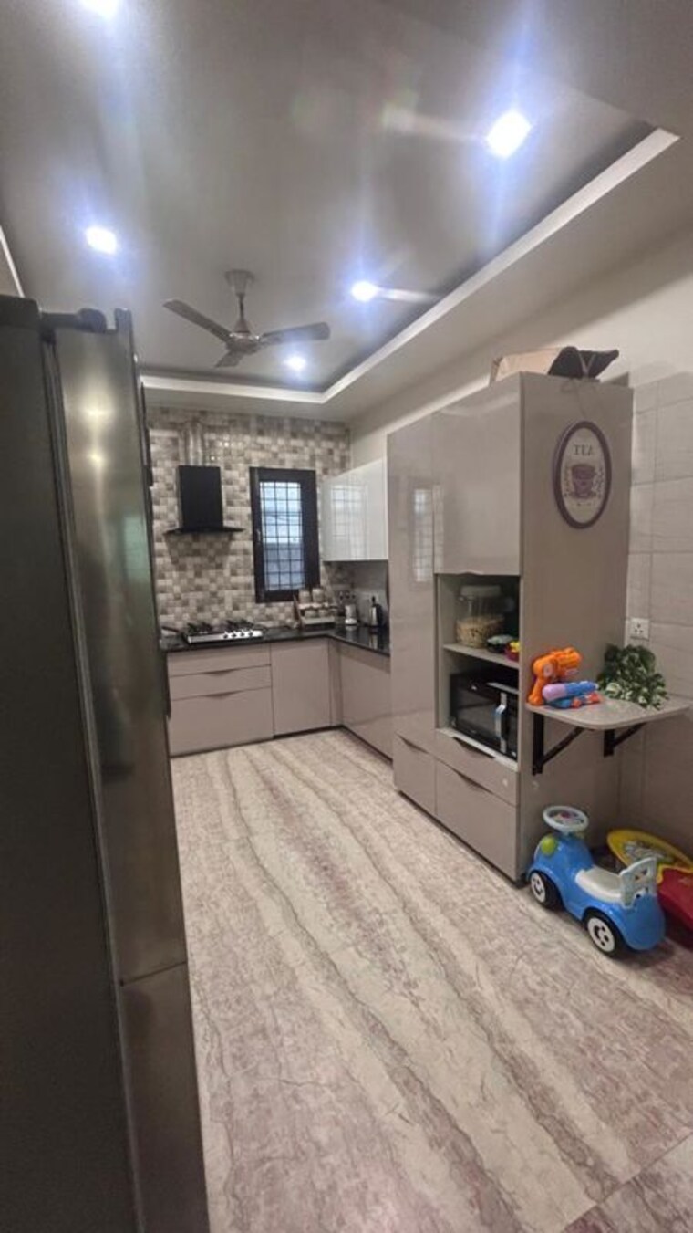 Living Room, sushant lok i 3 Bedroom 215 Sq.Yd. Builder Floor In Sushant Lok I Gurgaon 10787772