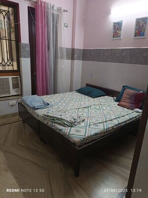 Bedroom in 2 BHK Builder Floor at Sector 46 – for Rent