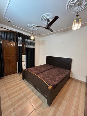 Bedroom in 2 BHK Builder Floor at Sushant Lok 2, Sector 57 – for Rent