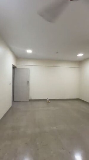 Bedroom in 2 BHK Apartment at Chembur – for Rent