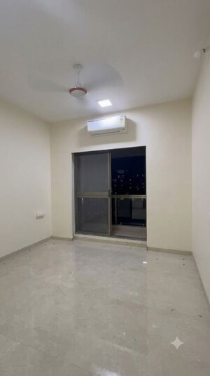 Bedroom in 2 BHK Apartment at Chembur – for Rent