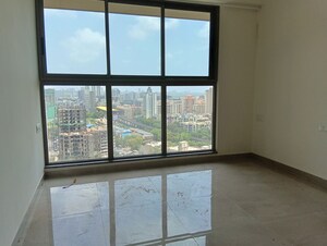 Room in 2 BHK Apartment at Sheth Irene, Malad West – for Rent