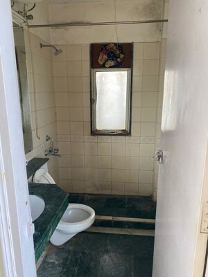 Bathroom in 3 BHK Apartment at DLF Regency Park II, Sector 27 – for Sale