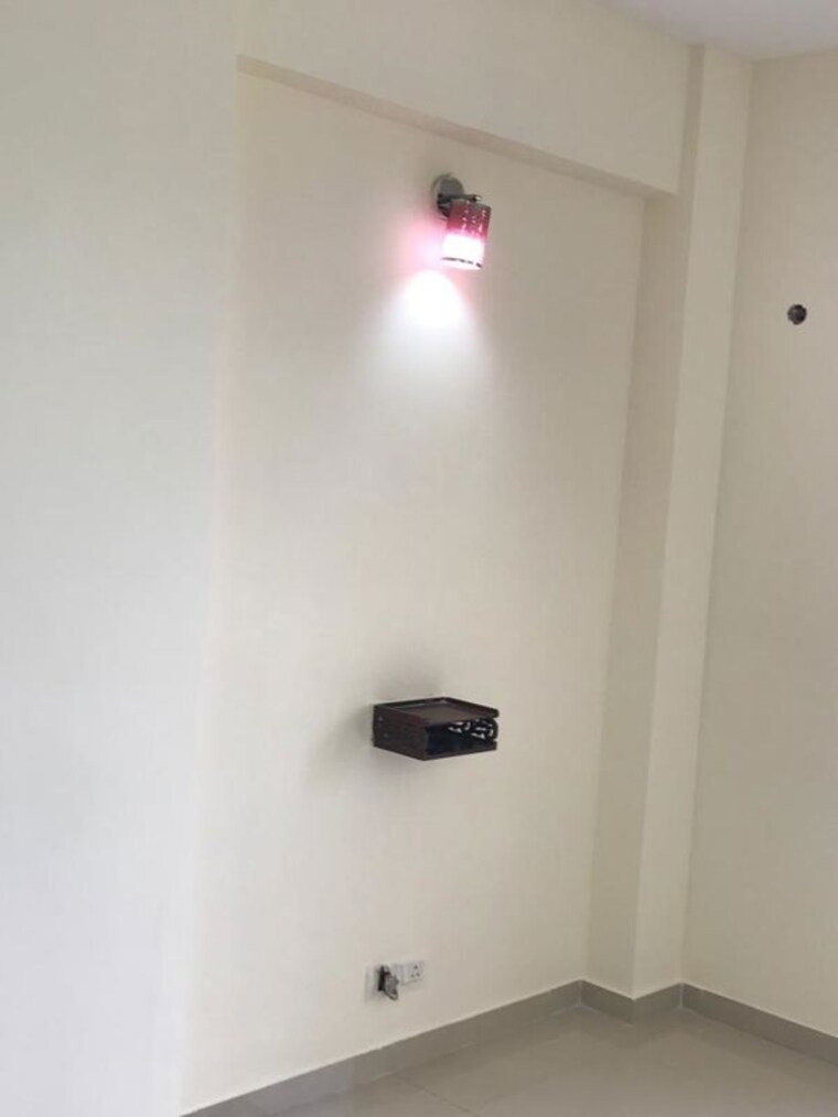 Room, dlf-new-town-heights-i 3.5 Bedroom 1931 Sq.Ft. Apartment In Sector 90 Gurgaon 10787795