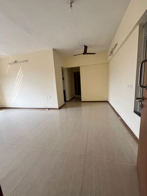 2 BHK Apartment For Rent in JVM Veda, Kasarvadavali