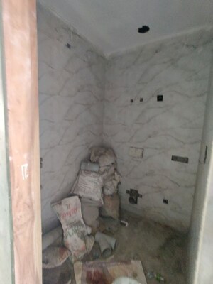 Bathroom in 2 BHK Builder Floor at Rohini Sector 16 – for Sale