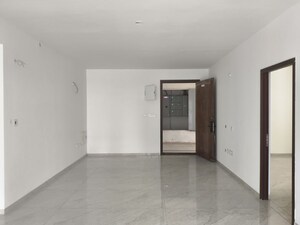 Room in 4 BHK Apartment at Pacifica Hillcrest Phase 1, Gachibowli – for Sale