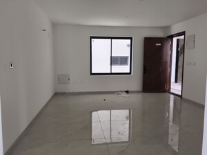 Room in 4 BHK Apartment at Pacifica Hillcrest Phase 1, Gachibowli – for Sale