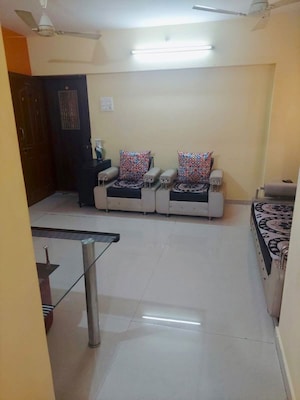 Room in 1 BHK Apartment at Raunak Bliss, Ghodbunder Road – for Rent
