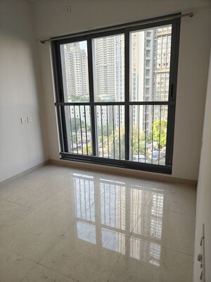 1.5 BHK Apartment For Rent in Kalpataru Elitus, Mulund West