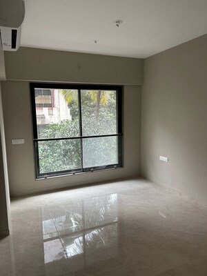 Bedroom in 2 BHK Apartment at Chembur – for Rent