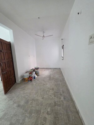 Room in  Office Space at Vedvati Apartments, Shivajinagar – for Rent