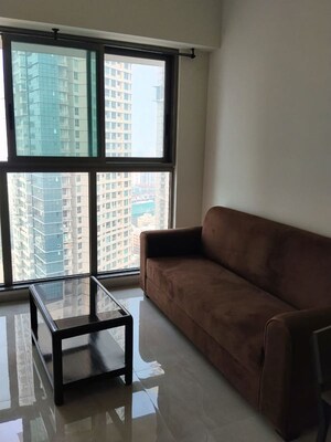 Room in 2 BHK Apartment at Sheth Auris Bliss, Malad West – for Rent