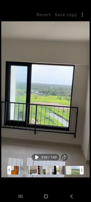 Room in 1 BHK Apartment at Shapoorji Pallonji Olive, Kandivali East – for Sale