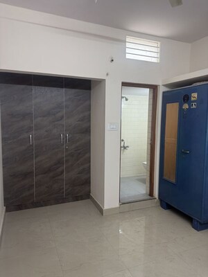 Room in 2 BHK Independent House at Jp Nagar – for Rent