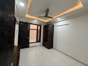 Room in 4 BHK Builder Floor at Vasant Kunj Enclave – for Sale