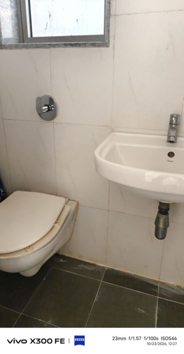 Bathroom, lodha-casa-rio 1.5 Bedroom 774 Sq.Ft. Apartment In Dombivli East Thane 10787955