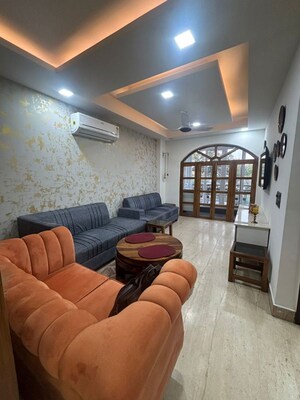 3 BHK Builder Floor For Rent in Safdarjung Enclave