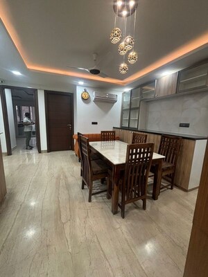 Parking in 3 BHK Builder Floor at Safdarjung Enclave – for Rent