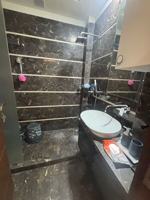 Furnished Amenities in 3 BHK Builder Floor at Safdarjung Enclave – for Rent