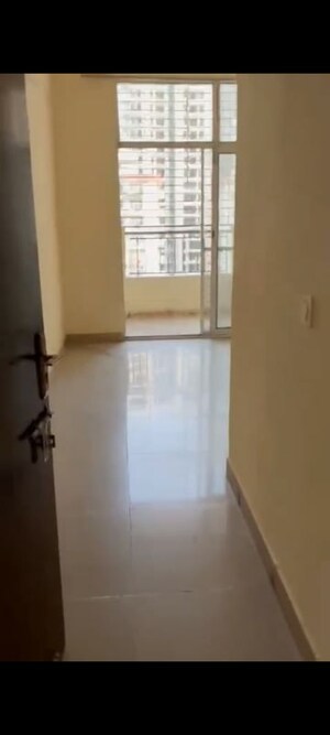 2 BHK Apartment For Rent in AVJ Heights, Zeta I Greater Noida