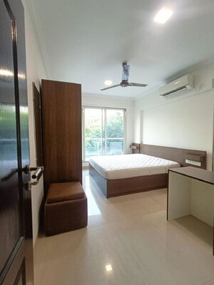 Bedroom in 2 BHK Apartment at Bandra West – for Rent
