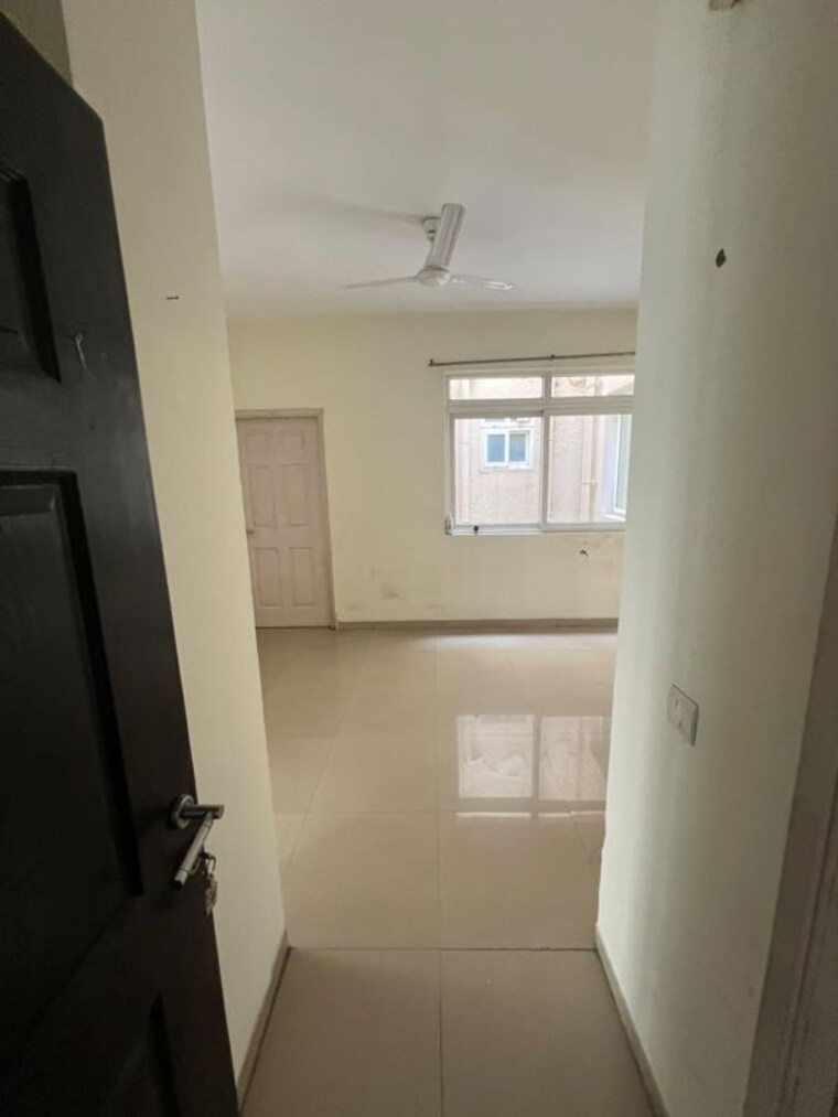 Bathroom, emaar-emerald-hills-phase-2 4 Bedroom 1750 Sq.Ft. Apartment In Sector 65 Gurgaon 10788012