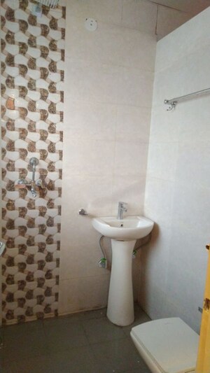 Bathroom in 3 BHK Builder Floor at Palam Vihar Residents Association, Palam Vihar – for Rent