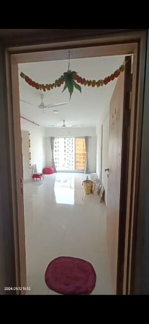 Bathroom in 2 BHK Apartment at Sayba Heritage, Kurla East – for Sale