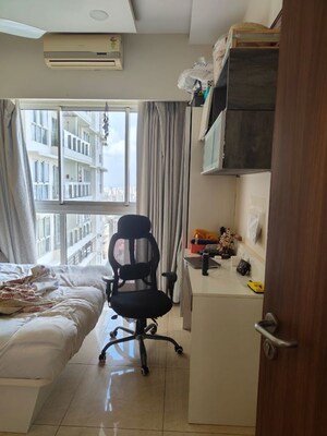 2 BHK Apartment For Rent in LnT Realty Crescent Bay, Parel