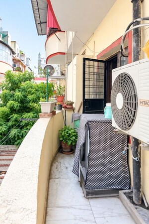 Balcony in 2 BHK Apartment at Uppal Southend, Sector 49 – for Sale