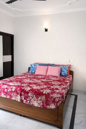 Bedroom in 2 BHK Apartment at Uppal Southend, Sector 49 – for Sale