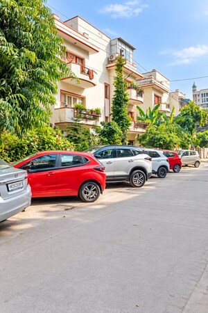 2 BHK Apartment – Exterior View View at Uppal Southend, Sector 49 - for Sale